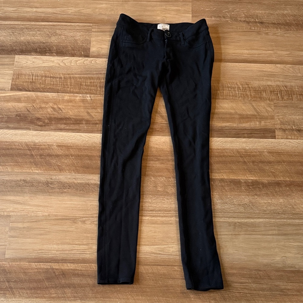Elegant Black Skinny Pants